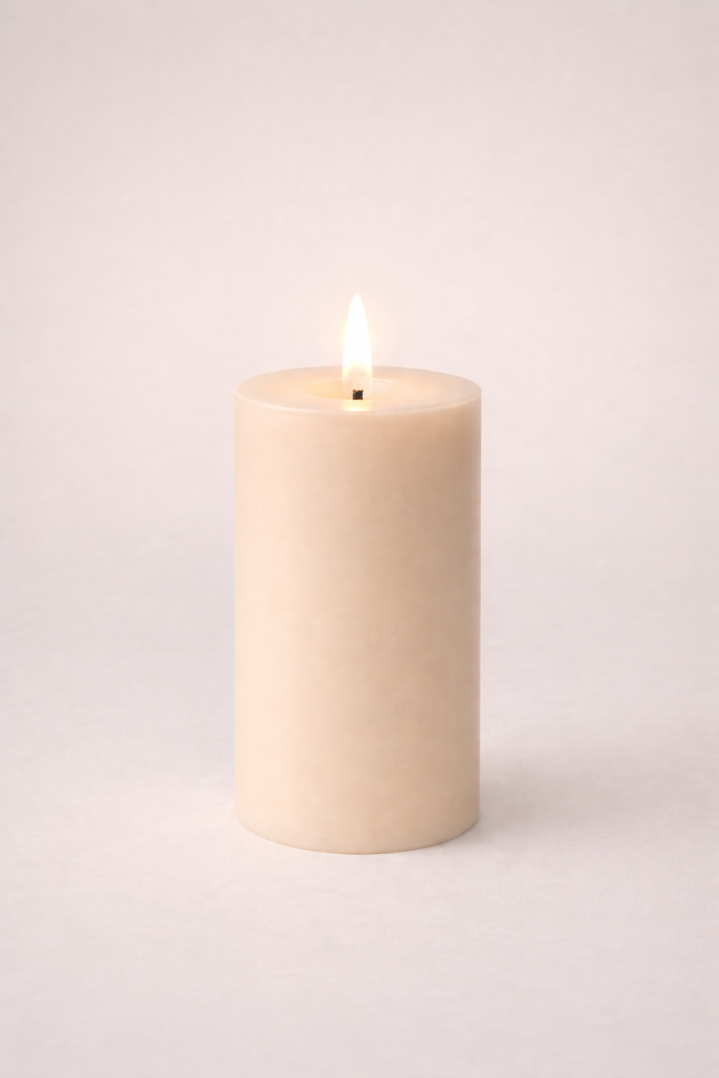 GLO & NEST LED Pillar Candle 15cm – Cinnamon Chai